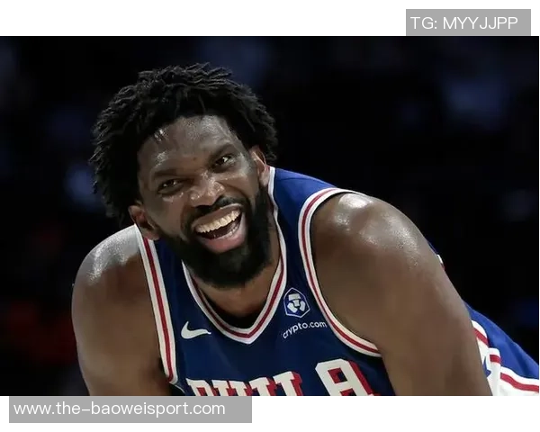 恩比德复出表现抢眼10投5中斩获14分7篮板8助攻3抢断